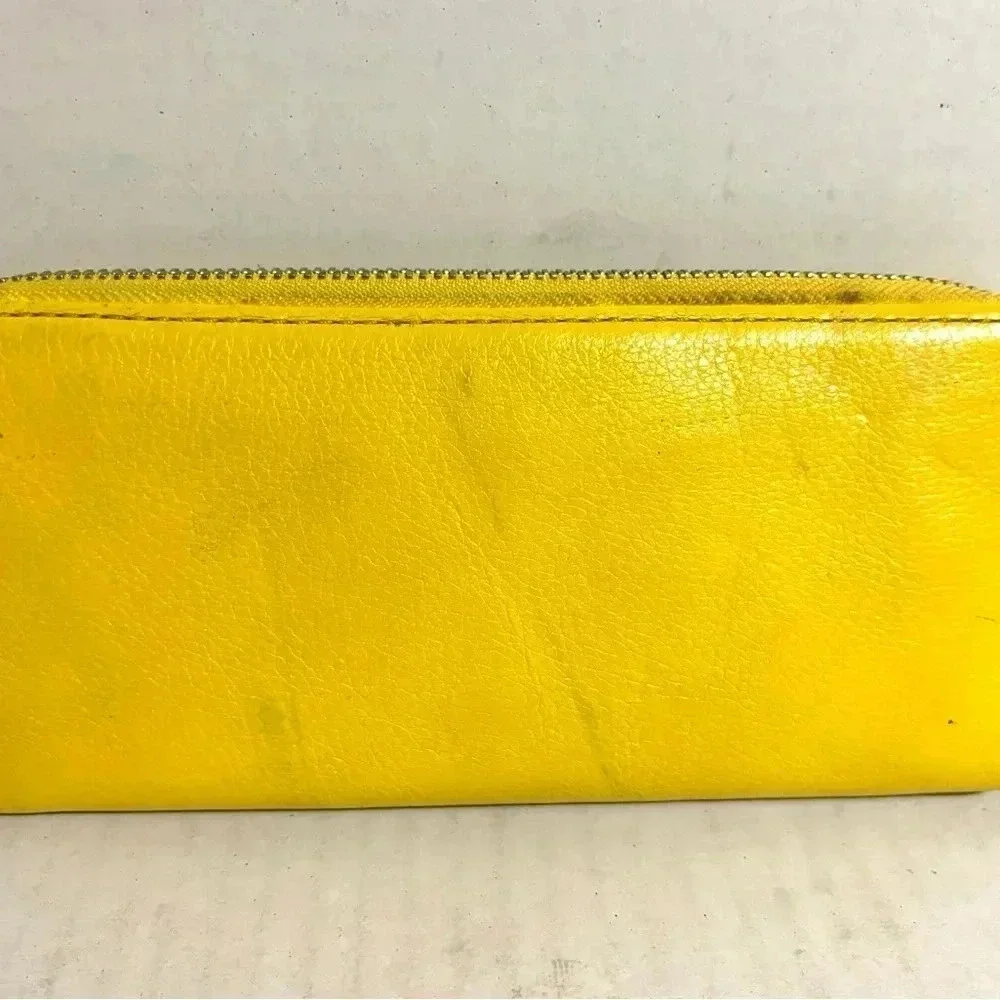 marc by Marc Jacob’s yellow leather wallet